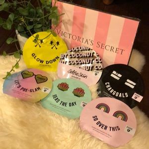 Bundle Victoria’s Secret PINK Sheet Face Mask